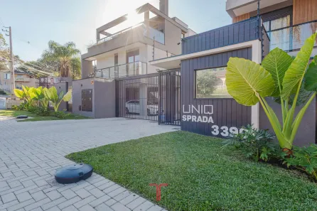 Sobrado com 3 Quartos à venda, 176m² no Campo Comprido, Curitiba