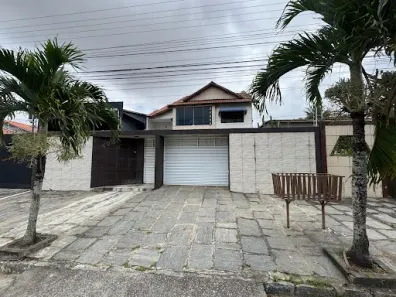 Casa com 3 Quartos à venda, 224m² no Quarenta, Campina Grande