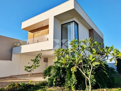 Casa de Condomínio com 3 Quartos à venda, 175m² no Jardim Montecatini, Londrina