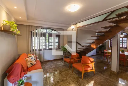 Casa com 4 Quartos à venda, 315m² no Fernão Dias, Belo Horizonte