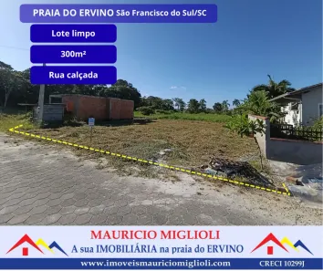 Lote/Terreno à venda, 300m² no Praia do Ervino, São Francisco do Sul