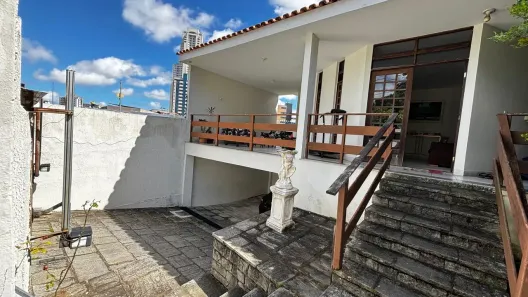 Casa com 4 Quartos para alugar, 385m² no Jardim Tavares, Campina Grande