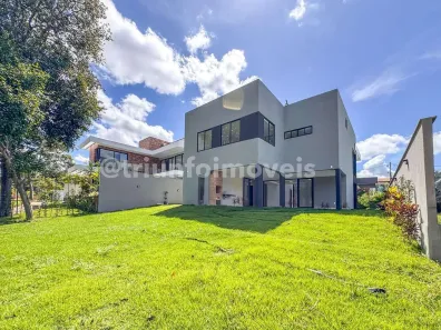 Sobrado com 4 Quartos à venda, 1m² no Gurupi, Teresina