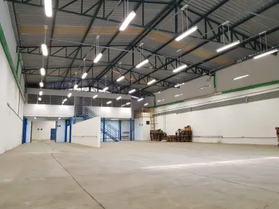 Galpão/Depósito/Armazém para alugar, 1390m² no Castelo, Belo Horizonte