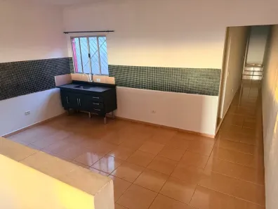 Casa com 2 Quartos para alugar, 60m² no Jardim Presidente, São Paulo