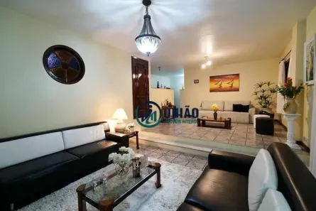 Casa de Condomínio com 4 Quartos à venda, 419m² no Badu, Niterói