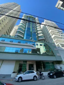 Apartamento com 4 Quartos à venda, 190m² no Meia Praia, Itapema