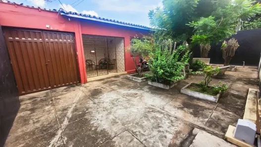 Casa com 3 Quartos à venda, 338m² no Aeroporto, Teresina