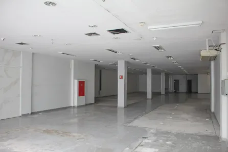Ponto Comercial para alugar, 330m² no Setor Oeste, Goiânia