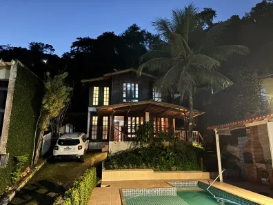 Casa com 3 Quartos à venda, 201m² no Freguesia (Jacarepaguá), Rio de Janeiro