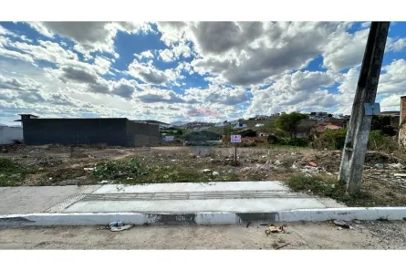 Lote/Terreno à venda, 250m² no São Judas Tadeu, Jequié