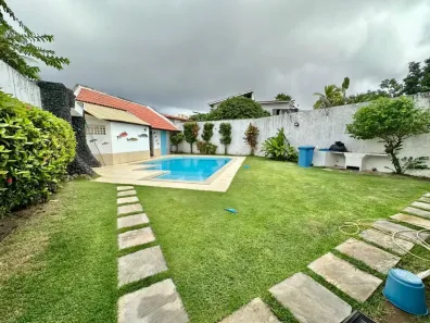 Casa com 6 Quartos à venda, 350m² no Barbalho, Salvador
