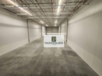 Galpão/Depósito/Armazém para alugar, 1620m² no Rio Grande, São Bernardo do Campo
