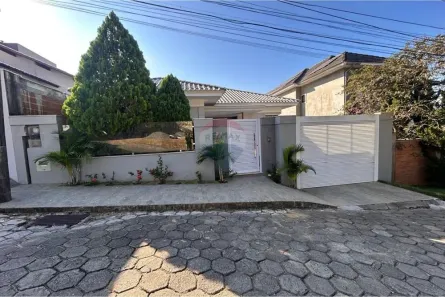 Casa com 3 Quartos à venda, 220m² no São Miguel, Guaçuí
