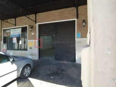 Galpão/Depósito/Armazém para alugar, 292m² no Vila Marieta, Campinas