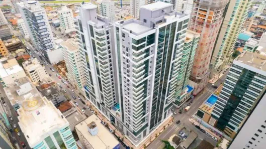 Apartamento com 3 Quartos à venda, 140m² no Meia Praia, Itapema