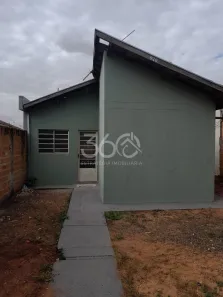 Casa com 2 Quartos à venda, 43m² no Parque Residencial Laura Molina, Araraquara