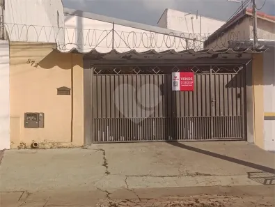 Casa com 3 Quartos para alugar, 128m² no Centro, Itapetininga