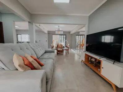 Casa com 2 Quartos à venda, 250m² no Jardim Planalto, Jundiaí