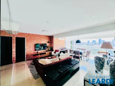 Apartamento com 3 Quartos à venda, 125m² no Vila Mariana, São Paulo