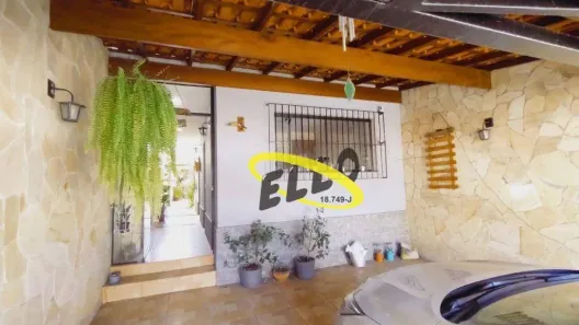 Casa com 2 Quartos à venda, 110m² no Jardim Sabiá, Cotia