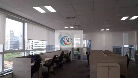 Sala Comercial para alugar, 406m² no Jardim das Acácias, São Paulo