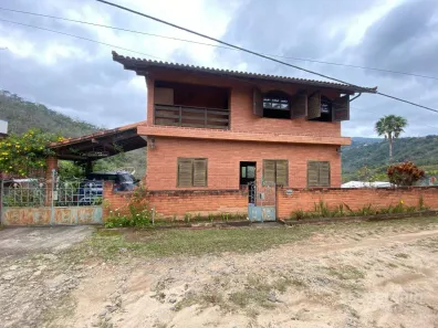 Casa com 4 Quartos à venda, 194m² no Pedro do Rio, Petrópolis