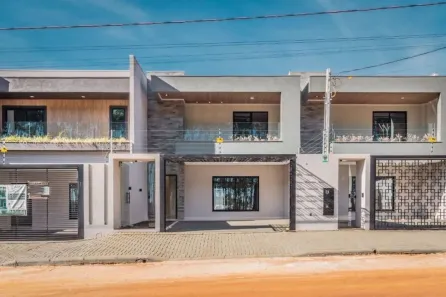 Sobrado com 3 Quartos à venda, 150m² no Recanto Tropical, Cascavel