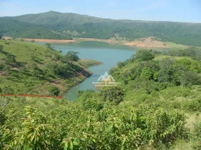 Lote/Terreno à venda, 60m² no Centro, Capitólio