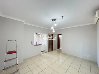 Apartamento com 2 Quartos para alugar, 60m² no Santa Mônica, Uberlândia