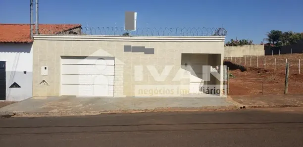 Casa com 5 Quartos à venda, 233m² no Cidade Jardim, Uberlândia