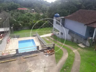 Fazenda/Sítio com 5 Quartos à venda, 160m² no Centro, Embu-Guaçu