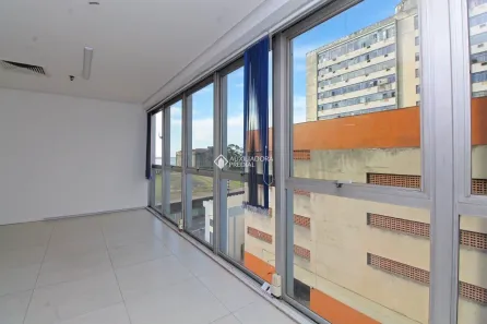 Sala Comercial à venda, 47m² no Centro Histórico, Porto Alegre