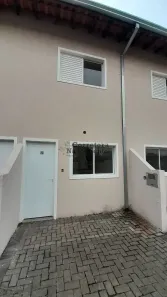 Casa com 2 Quartos à venda, 10m² no Jardim Jacinto, Jacareí