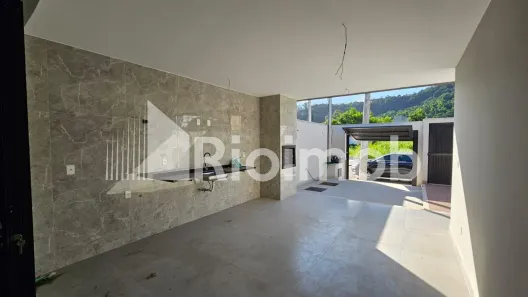 Casa com 3 Quartos à venda, 150m² no Vargem Pequena, Rio de Janeiro