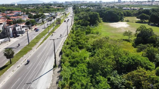 Lote/Terreno à venda, 1530m² no Lagoa Redonda, Fortaleza