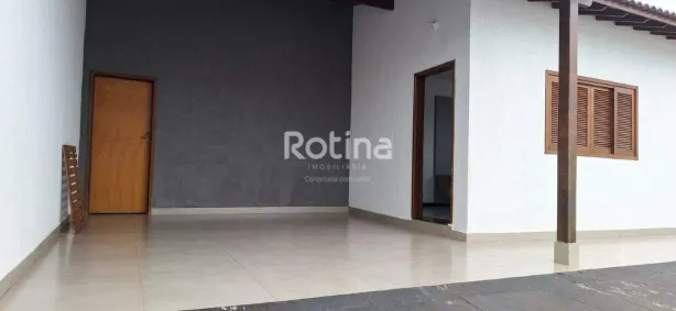 Casa com 3 Quartos à venda, 128m² no Jardim Patrícia, Uberlândia