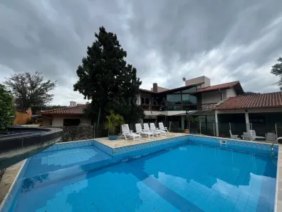 Casa com 5 Quartos à venda, 900m² no Itacorubi, Florianópolis