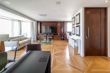 Apartamento com 2 Quartos para alugar, 143m² no Vila Uberabinha, São Paulo