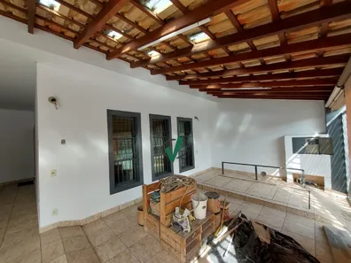 Casa com 5 Quartos à venda, 210m² no Jardim Rosely, Pindamonhangaba