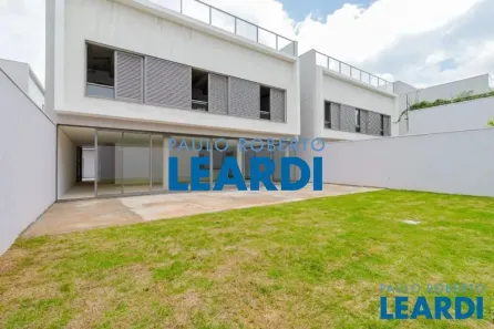 Casa de Condomínio com 4 Quartos à venda, 488m² no Jardim Europa, São Paulo