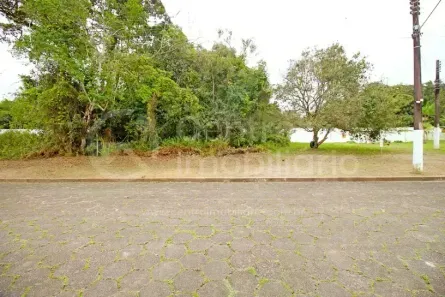 Lote/Terreno à venda, 958m² no Boungaiville, Peruíbe