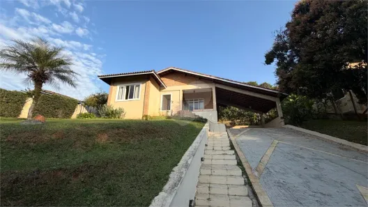 Casa de Condomínio com 3 Quartos à venda, 300m² no Granja Viana II, Cotia