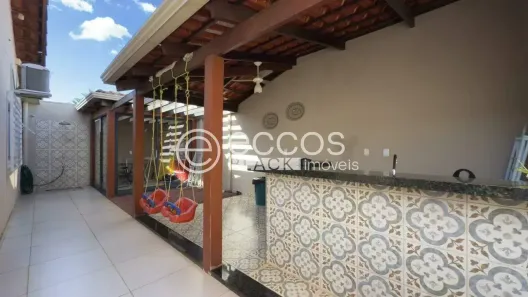 Casa de Condomínio com 3 Quartos à venda, 115m² no Portal Beija Flor, Uberaba