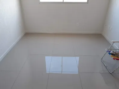 Apartamento com 2 Quartos à venda, 40m² no Sarandi, Porto Alegre