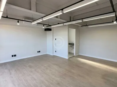 Sala Comercial à venda, 44m² no Centro, Itatiba