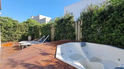 Casa de Condomínio com 3 Quartos à venda, 160m² no XANGRI-LÁ, Xangri-lá