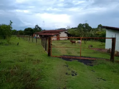 à venda, 30000m² no Área Rural de Guaianás, Pederneiras