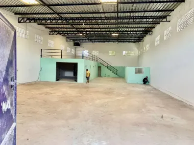 Galpão/Depósito/Armazém para alugar, 400m² no Jangurussu, Fortaleza