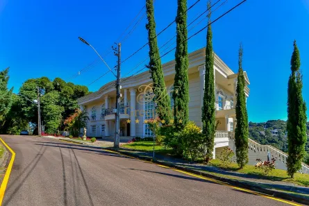 Casa com 6 Quartos à venda, 1544m² no Vista Alegre, Curitiba